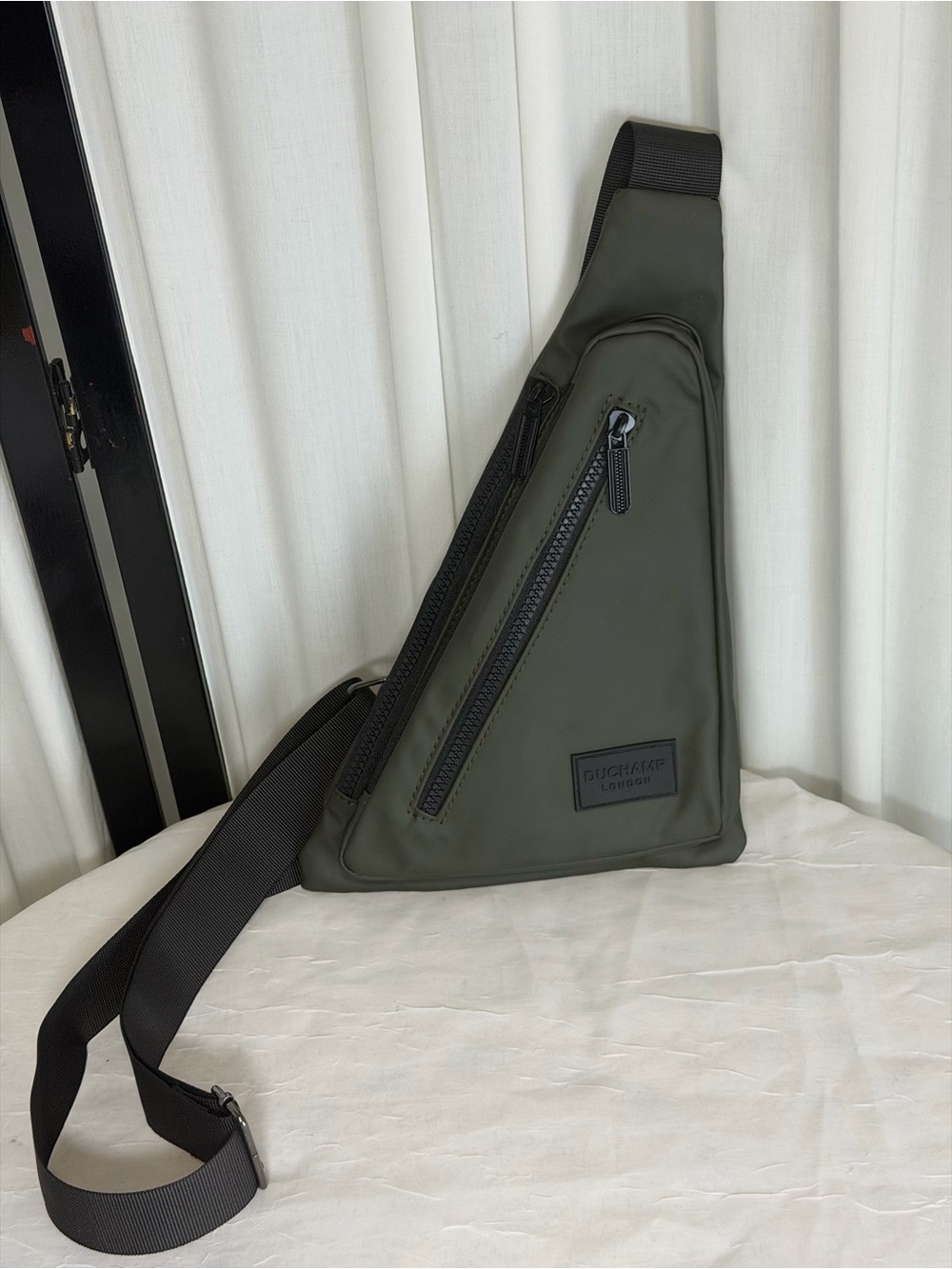Duchamp London Men's Olive Green Messenger Crossbody Bag with Black Strap